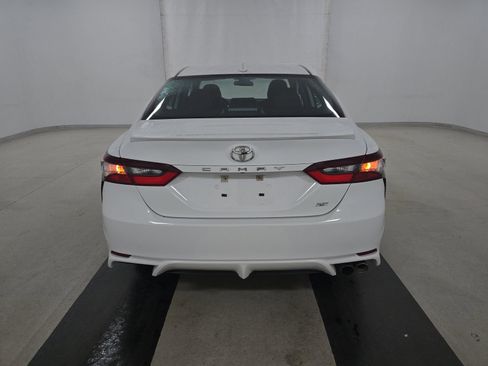 Used 2023 Toyota Camry SE FWD image 6