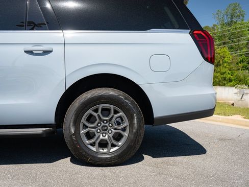 New 2026 Ford Expedition Max Active AWD/4WD image 6