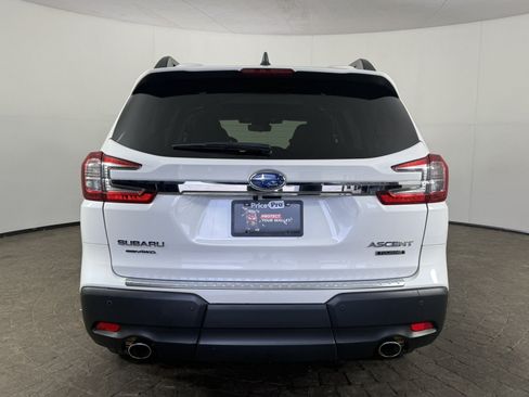 Used 2023 Subaru Ascent Touring AWD/4WD image 6