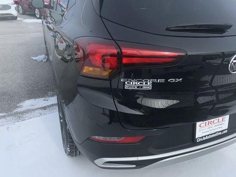 Used 2023 Buick Encore GX Select image 17