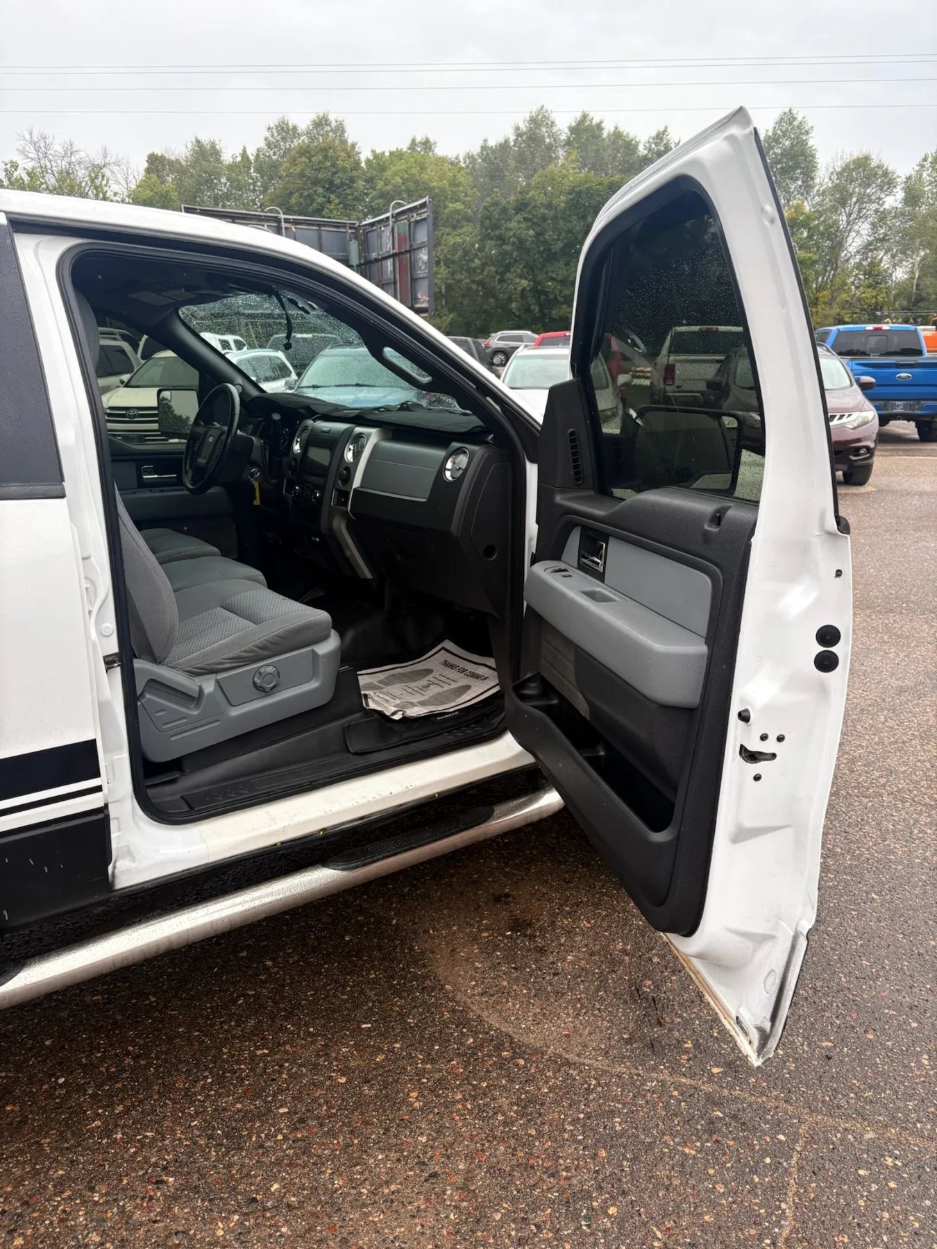 Used 2014 Ford F150 XLT w/ Equipment Group 301A Mid AWD/4WD image 32