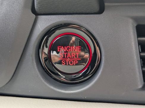 New 2026 Honda Pilot Touring image 23