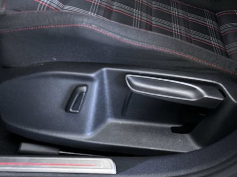 Used 2017 Volkswagen GTI Sport FWD image 14