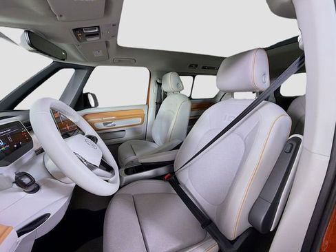 New 2025 Volkswagen ID. Buzz 1st Edition image 11