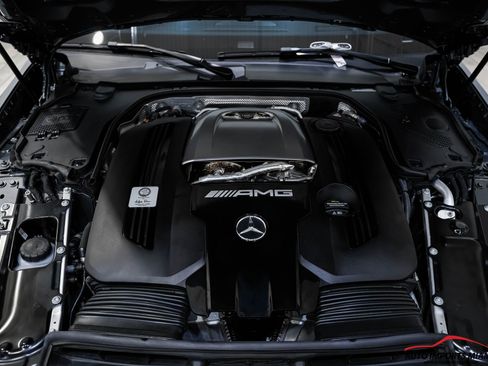 Used 2025 Mercedes-Benz AMG GT 63 image 37