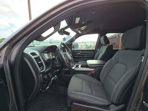 Used 2021 RAM 1500 Big Horn AWD/4WD image 3