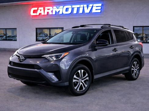 Used 2018 Toyota RAV4 LE w/ All Weather Liner Package image 2