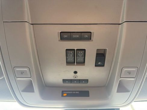 Used 2017 GMC Sierra 1500 Denali w/ Denali Ultimate Package image 23