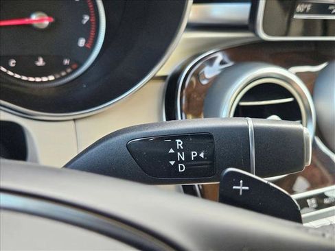 Used 2018 Mercedes-Benz GLC 300 image 12