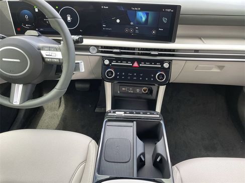 New 2026 Hyundai Tucson Limited image 5