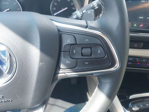 Used 2023 Buick Envision Avenir AWD/4WD image 19