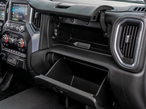Used 2019 GMC Sierra 1500 SLT image 38