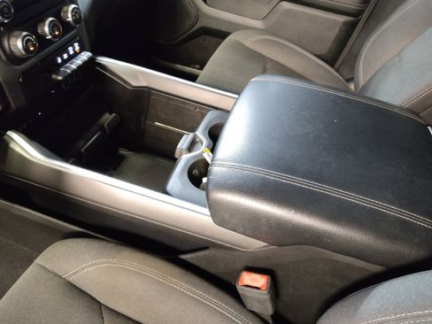 Used 2019 RAM 1500 Big Horn AWD/4WD image 26