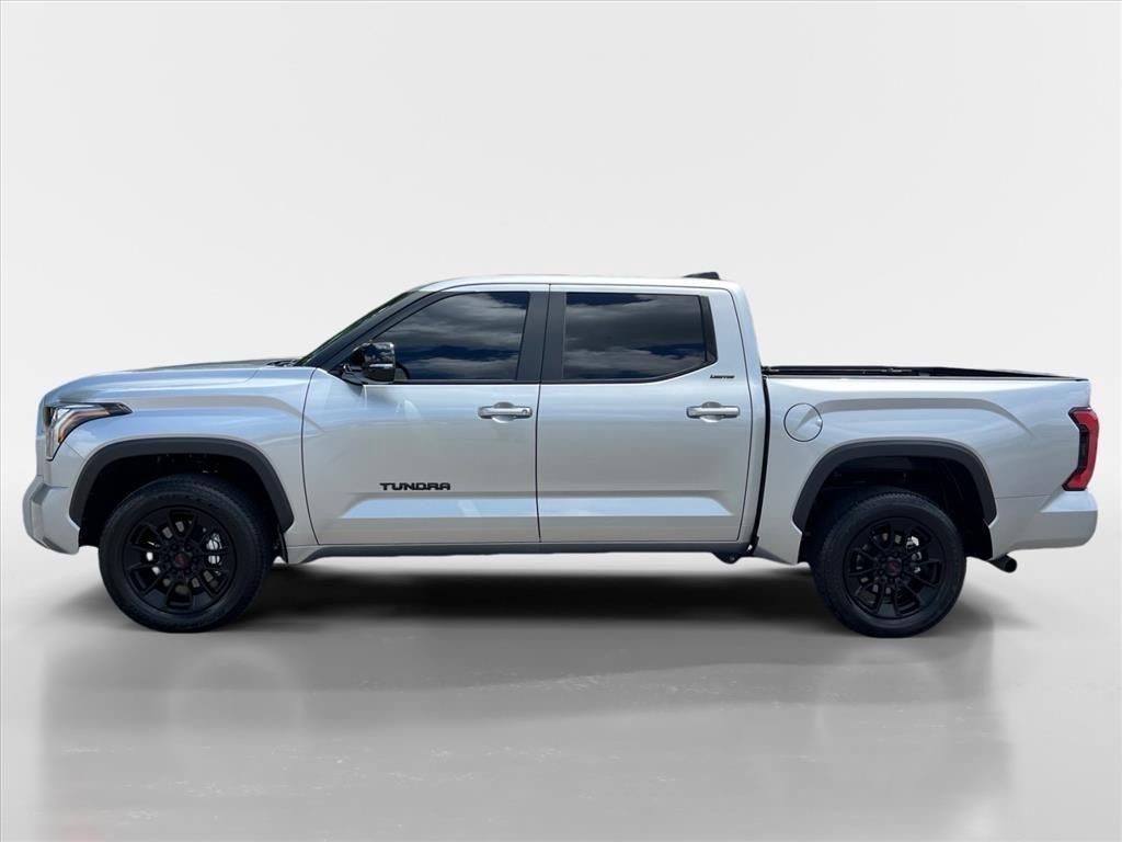 Used 2026 Toyota Tundra Limited AWD/4WD image 2