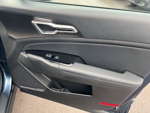 Certified 2023 Kia Sportage EX image 21