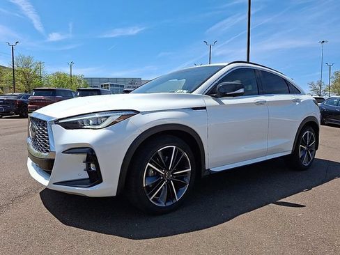 Certified 2024 INFINITI QX55 Essential AWD/4WD image 3