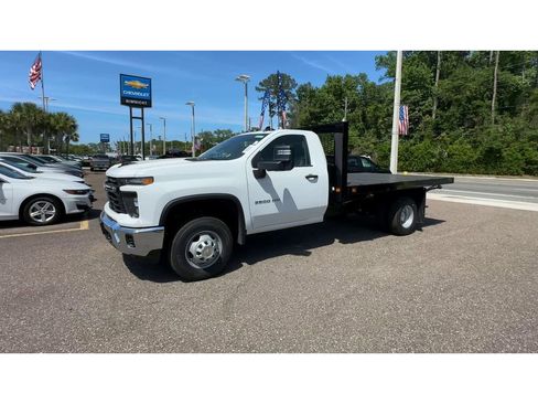 New 2026 Chevrolet Silverado 3500 W/T w/ WT Convenience Package RWD image 6