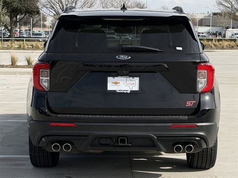 Used 2022 Ford Explorer ST w/ Equipment Group 401A image 5