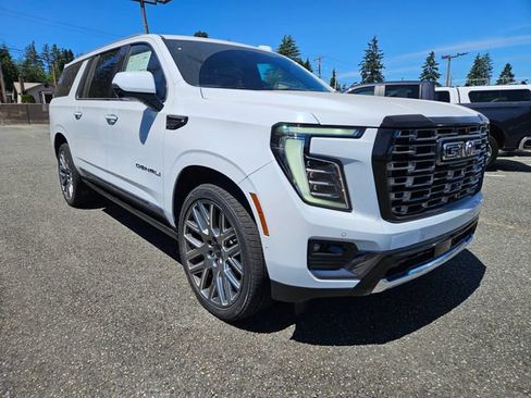 New 2026 GMC Yukon XL Denali Ultimate AWD/4WD image 6