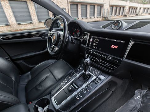 Used 2019 Porsche Macan S image 36