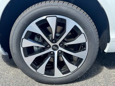 New 2026 Audi Q3 quattro 2.0T AWD/4WD image 33