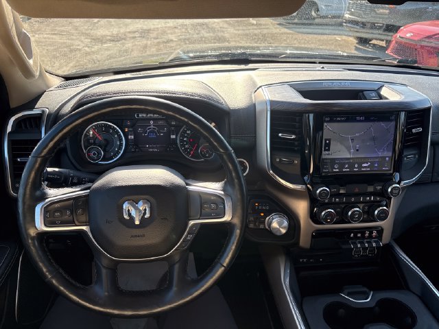 Used 2019 RAM 1500 Laramie AWD/4WD image 10