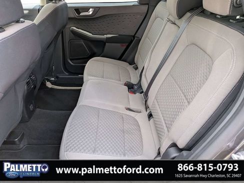 Used 2020 Ford Escape SE FWD image 13