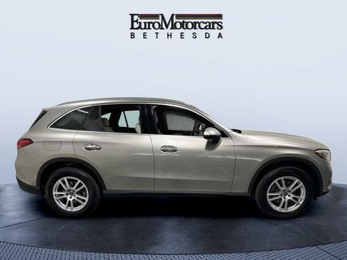 Used 2023 Mercedes-Benz GLC 300 4MATIC image 6
