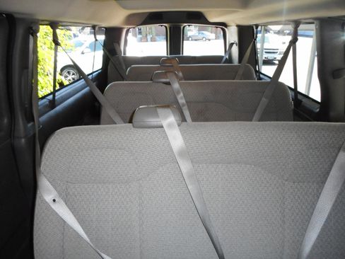 Used 2016 Chevrolet Express 3500 LT w/ LT Preferred Equipment Group image 22