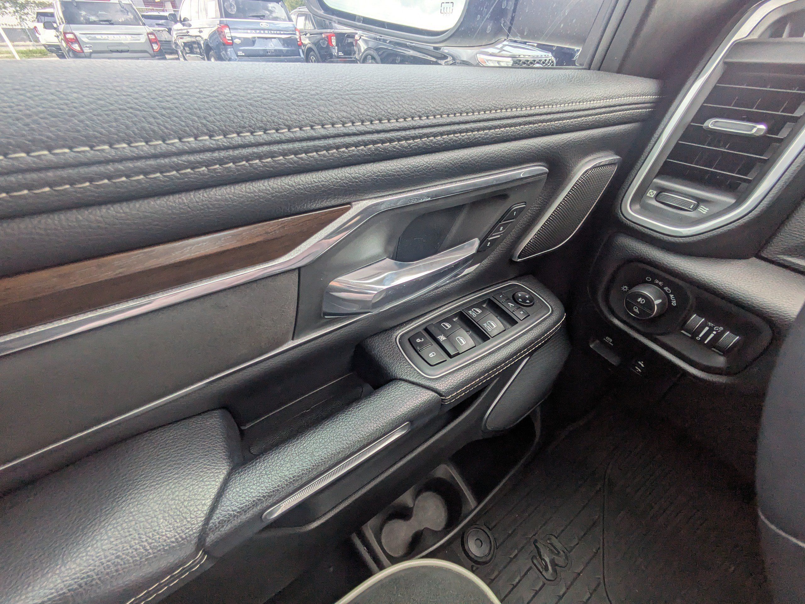 Used 2021 RAM 1500 Laramie AWD/4WD image 22