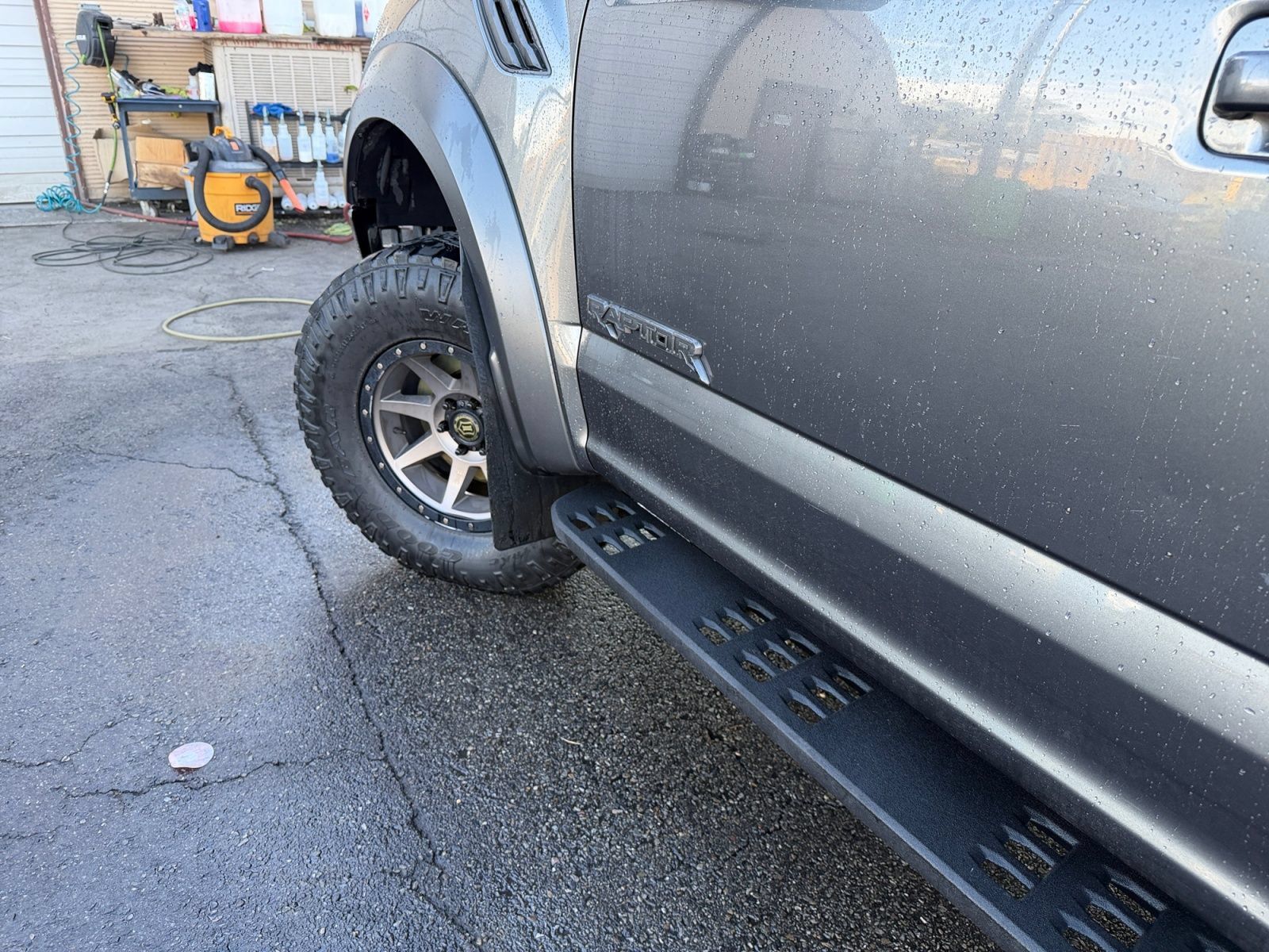 Used 2019 Ford F150 Raptor w/ Equipment Group 802A Luxury AWD/4WD image 38