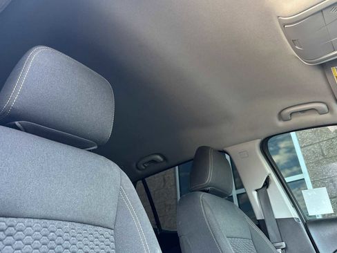 Used 2020 GMC Terrain SLE image 18