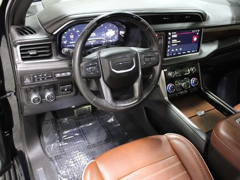 Used 2023 GMC Yukon Denali Ultimate image 44