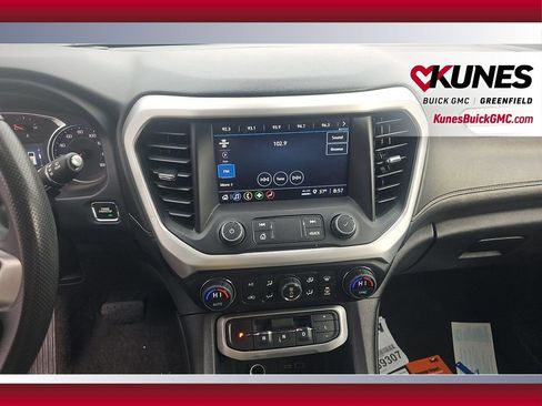 Used 2023 GMC Acadia SLE image 23