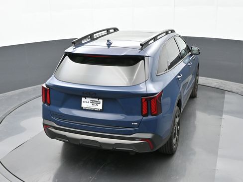 Used 2025 Kia Sorento SX image 38