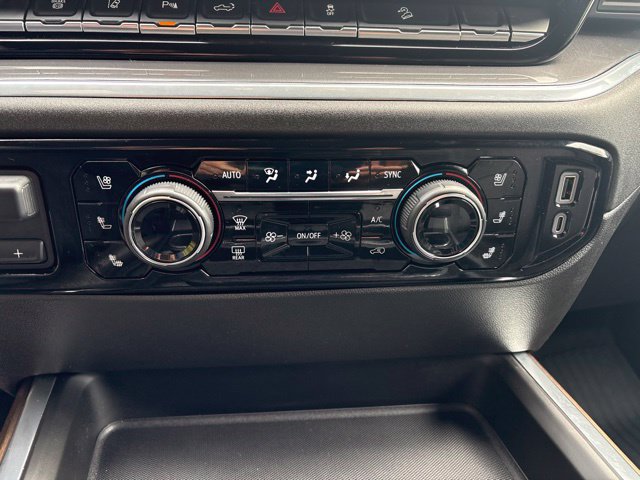 Used 2025 Chevrolet Silverado 2500 High Country w/ High Country Premium Package AWD/4WD image 24