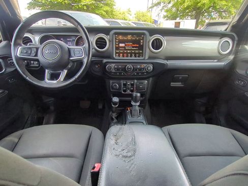 Certified 2019 Jeep Wrangler Unlimited Sahara AWD/4WD image 16