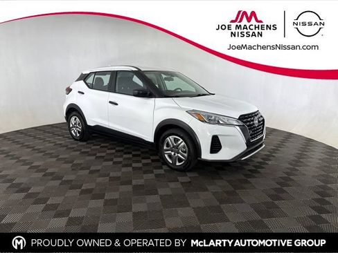 Certified 2023 Nissan Kicks S FWD image 1