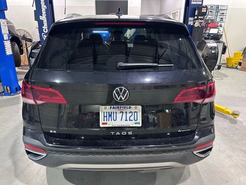 Used 2022 Volkswagen Taos SE AWD/4WD image 11