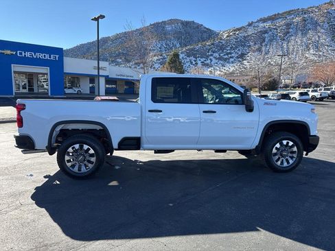 New 2026 Chevrolet Silverado 2500 Custom w/ Z71 Off-Road Package image 8