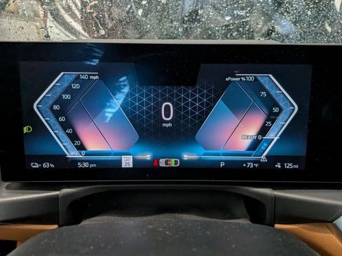 Used 2023 BMW i4 eDrive35 w/ Premium Package RWD image 9