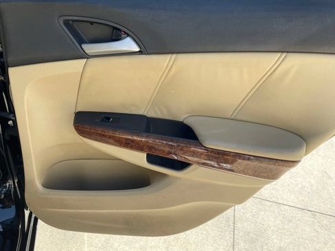 Used 2012 Honda Accord EX-L image 24