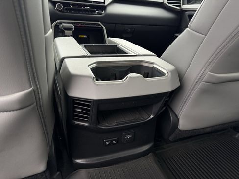 Used 2023 Toyota Tundra Limited image 26