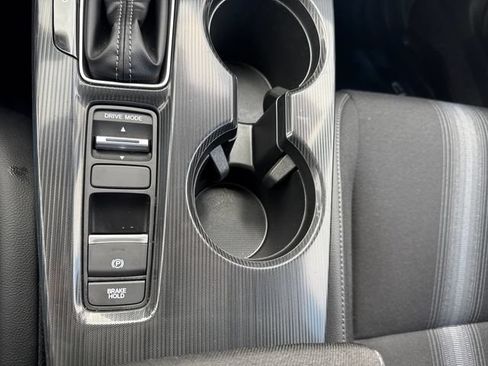 Used 2025 Honda Civic Sport image 28