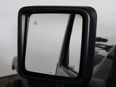 Used 2019 Jeep Wrangler Unlimited Sport S image 27