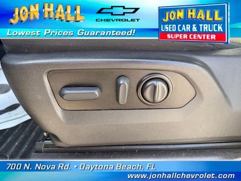 Used 2022 Chevrolet Silverado 1500 Custom RWD image 21