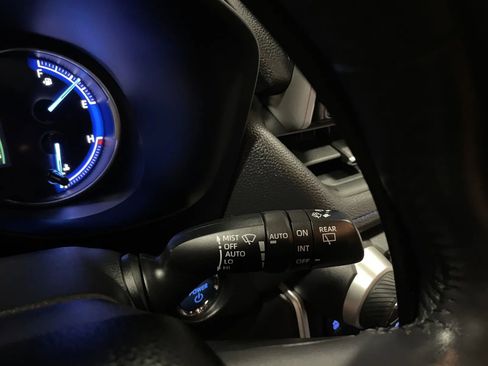 Used 2020 Toyota RAV4 XSE w/ XSE Grade Weather Package image 27