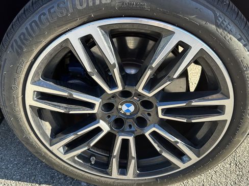 Used 2024 BMW 540i xDrive 540i xDrive w/ Premium Package image 13