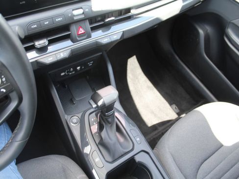 Used 2025 Kia K4 EX FWD image 13