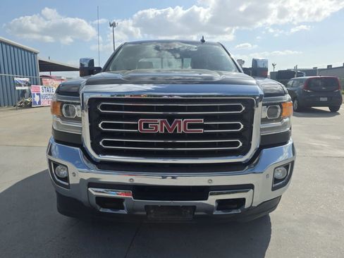 Used 2018 GMC Sierra 2500 SLT w/ Driver Alert Package AWD/4WD image 5